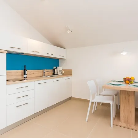Apartments Vila 4M Razanac Exterior photo