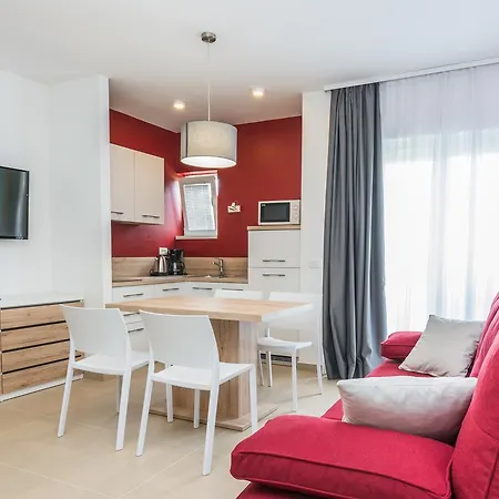 Apartments Vila 4M Razanac Exterior photo